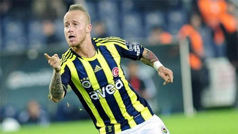 Dick Advocaattan sürpriz kararlar