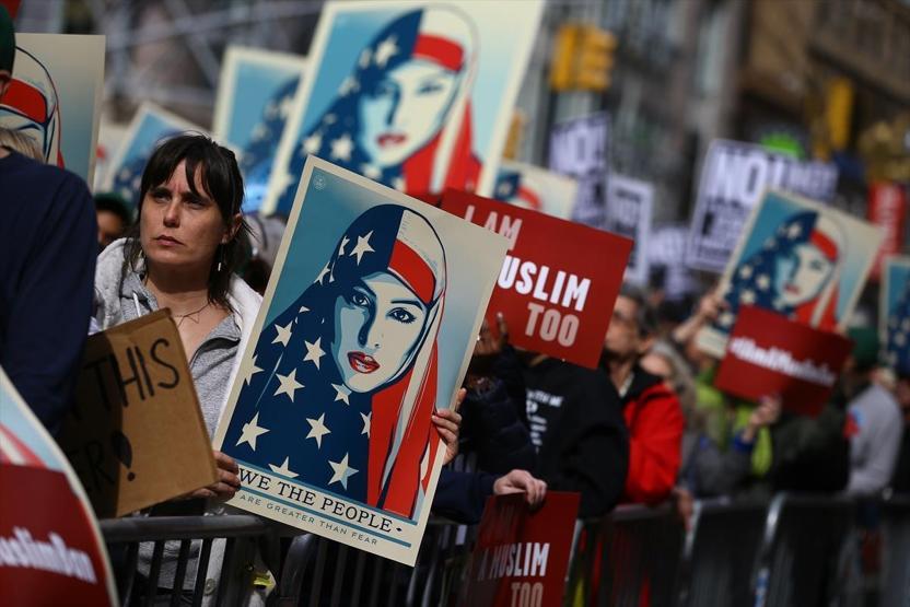 Trumpa tepki bitmiyor: Bugün ben de Müslümanım