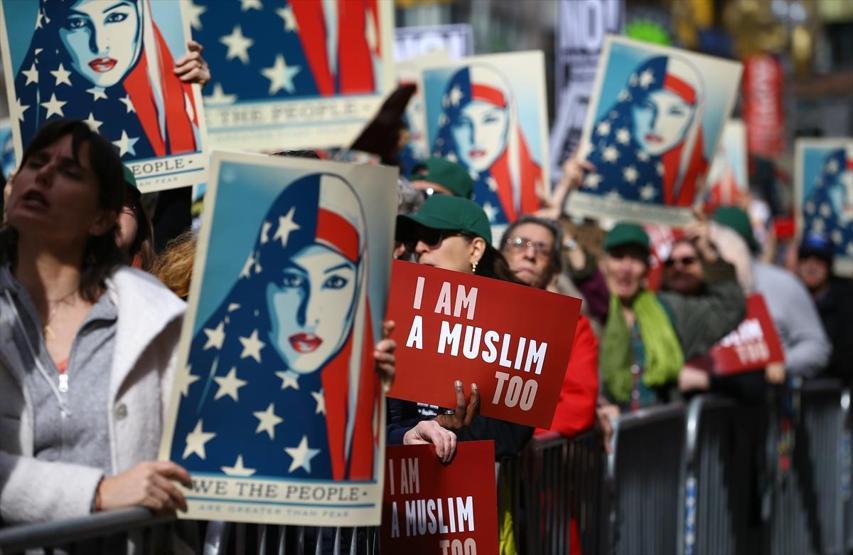 Trumpa tepki bitmiyor: Bugün ben de Müslümanım