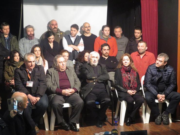 Müjdat Gezen Sanat Merkezinde şüpheli yangın