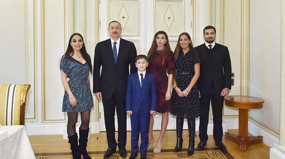 Aliyev, karısını cumhurbaşkanı yardımcısı olarak atadı