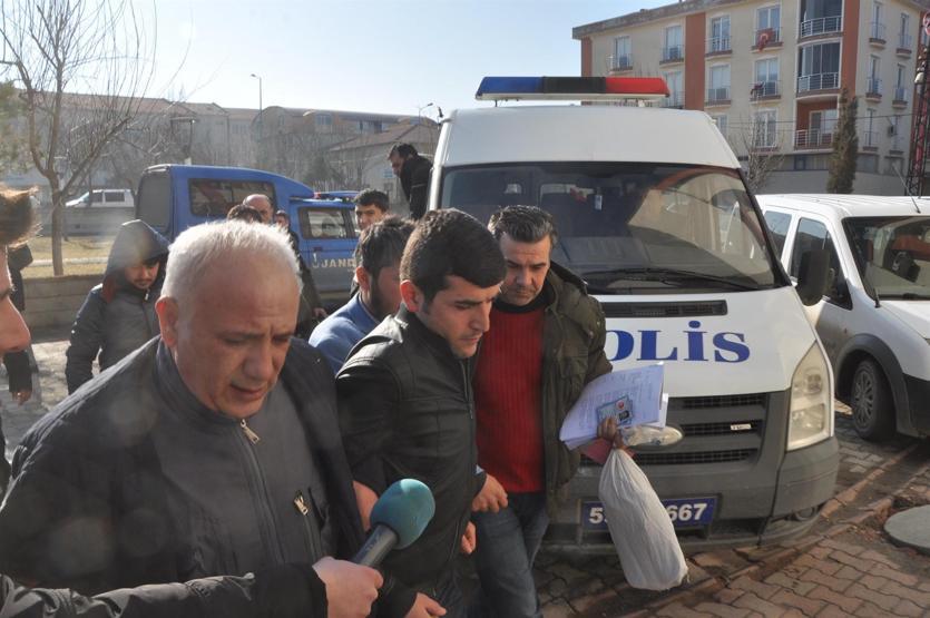 Domuz bağıyla bağlayıp PKKyla tehdit etmişler