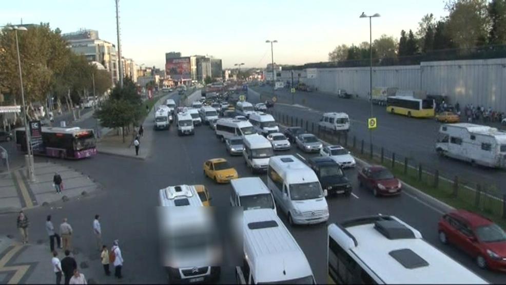 Türkiyede her bin kişiye 150 araç düşüyor