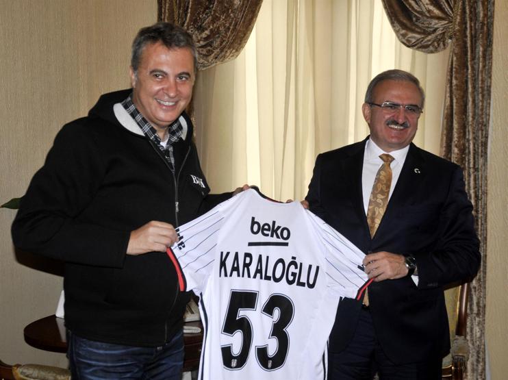 Fikret Orman bombaladı: Van Persie bizde olsa...