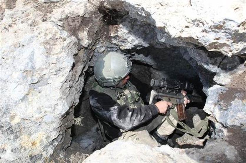 Asker Kaletepeye üs kurdu