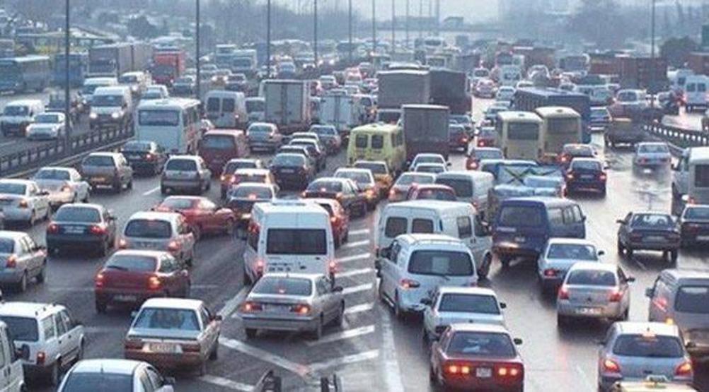 Türkiyede her bin kişiye 150 araç düşüyor