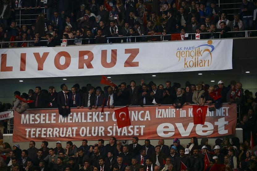 AK Parti Evet kampanyasından kareler