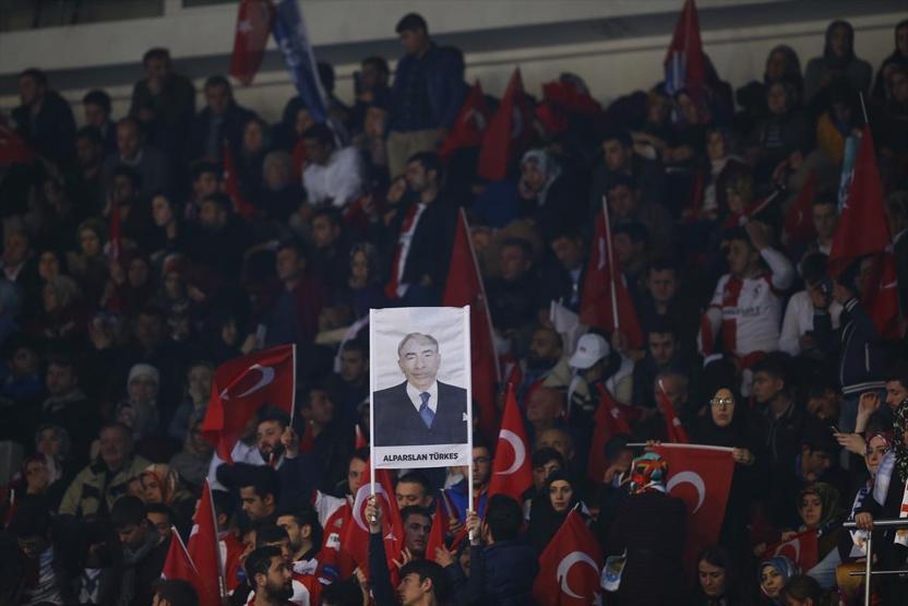 AK Parti Evet kampanyasından kareler