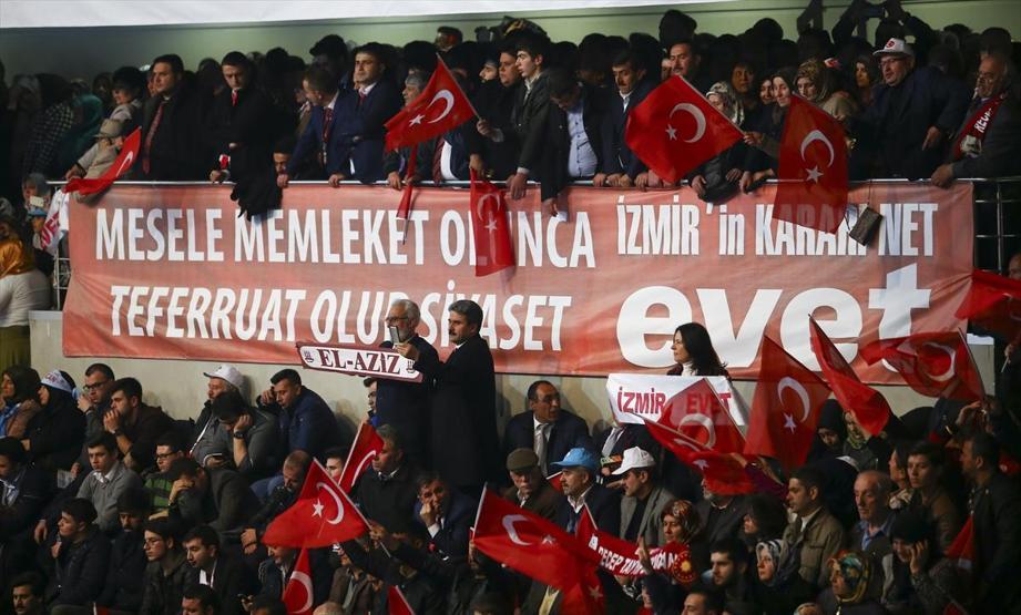 AK Parti Evet kampanyasından kareler