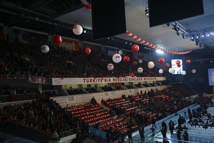 AK Parti Evet kampanyasından kareler