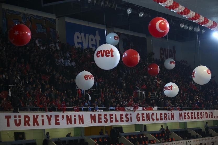 AK Parti Evet kampanyasından kareler