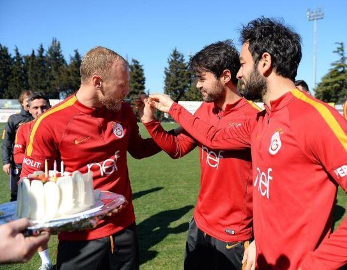 Galatasarayın Beşiktaş maçı ilk 11i