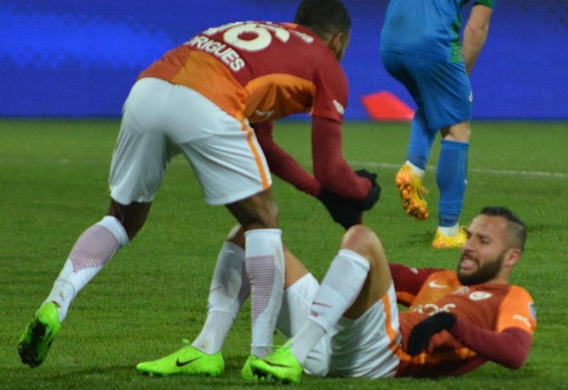 Galatasarayın Beşiktaş maçı ilk 11i