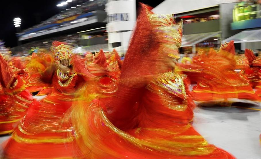 Brezilyada karnaval rüzgarı başladı