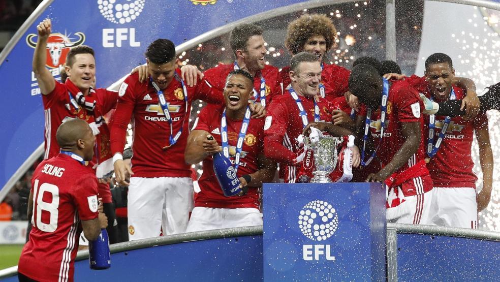 Manchester United kupasını aldı