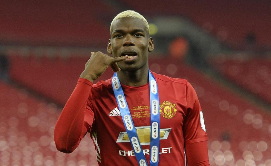 Manchester United kupasını aldı