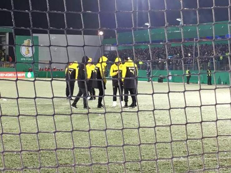 Lotte-Borussia Dortmund maçı ertelendi