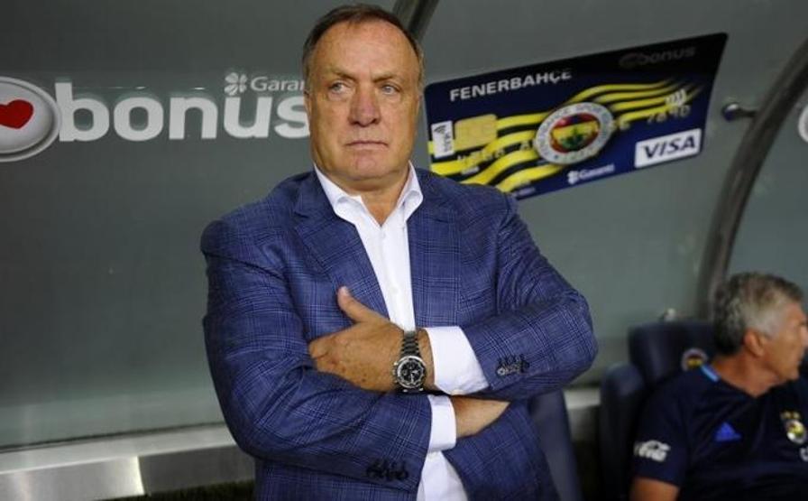 Fenerbahçede Advocaat hakkında istifa iddiası