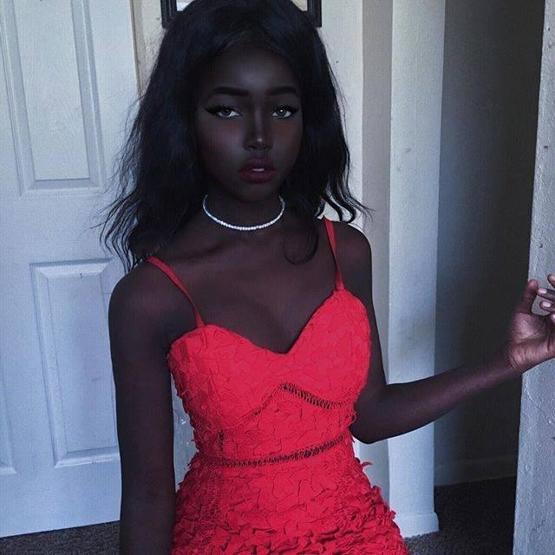 Onun lakabı: Siyah Barbie