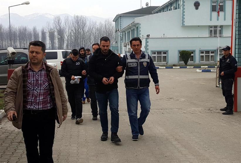 Kaçırıldı, kadın elbisesi giydirilip tecavüze uğradı