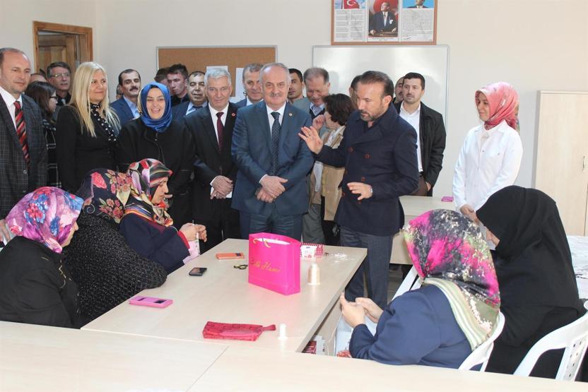 İzmitin en büyük mahalle konağı açıldı