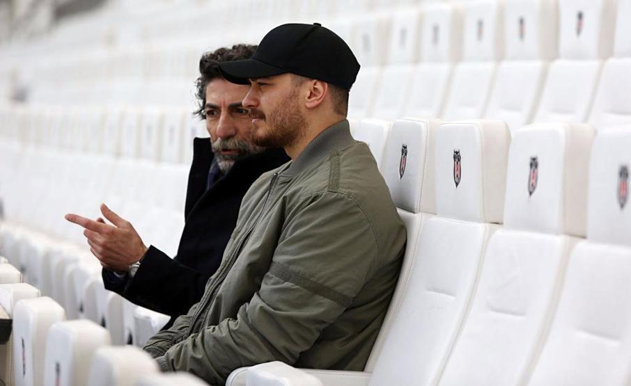 Vodafone Arenanın sürpriz konukları İçerde dizi ekibi