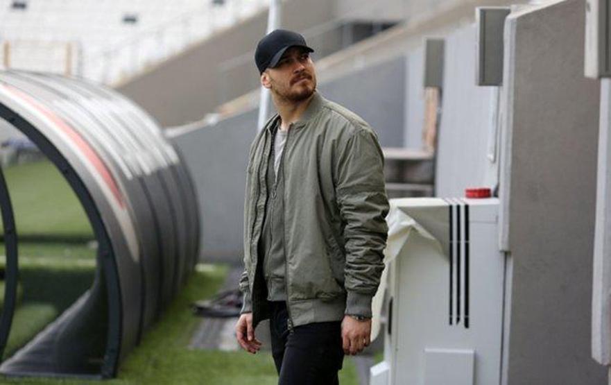 İçerdeden Vodafone Arena süprizi