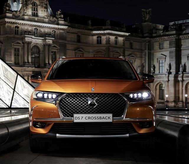 DS 7 Crossback Cenevrede tanıtılacak