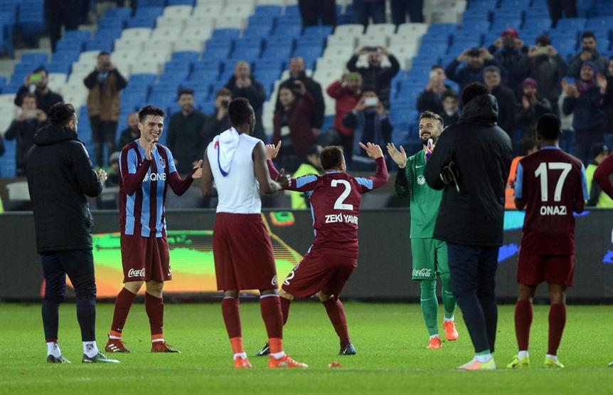 Olcay Şahan kolbastı kurbanı oldu
