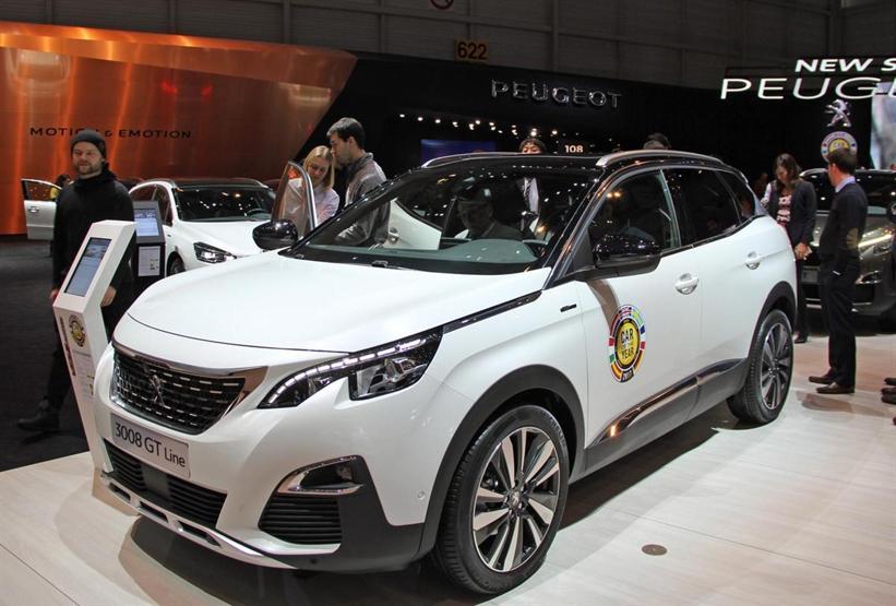 Cenevre Otomobil Fuarında Yılın Otomobili Peugeot 3008