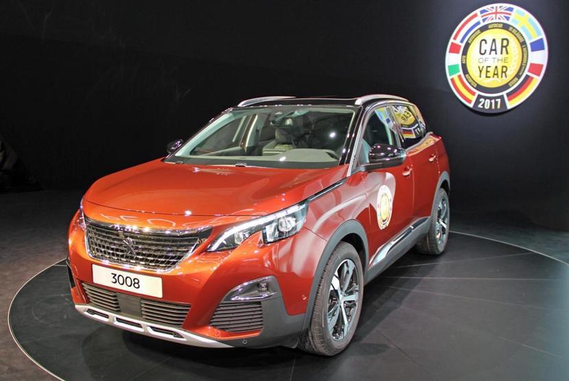 Cenevre Otomobil Fuarında Yılın Otomobili Peugeot 3008