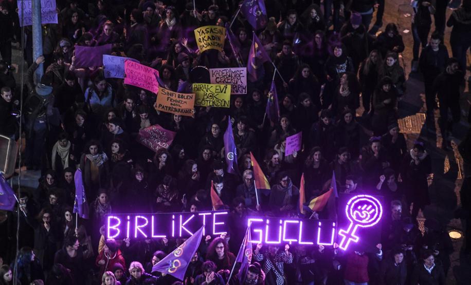 Kadınlar, Kadınlar Gününde İstiklalde buluştu