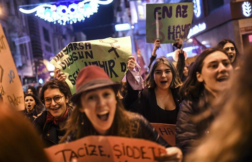 Kadınlar, Kadınlar Gününde İstiklalde buluştu