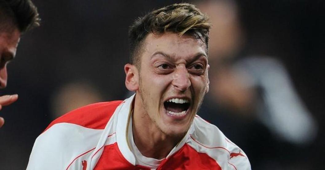 Arsenal dağılıyor / Mesut Özil rest çekti