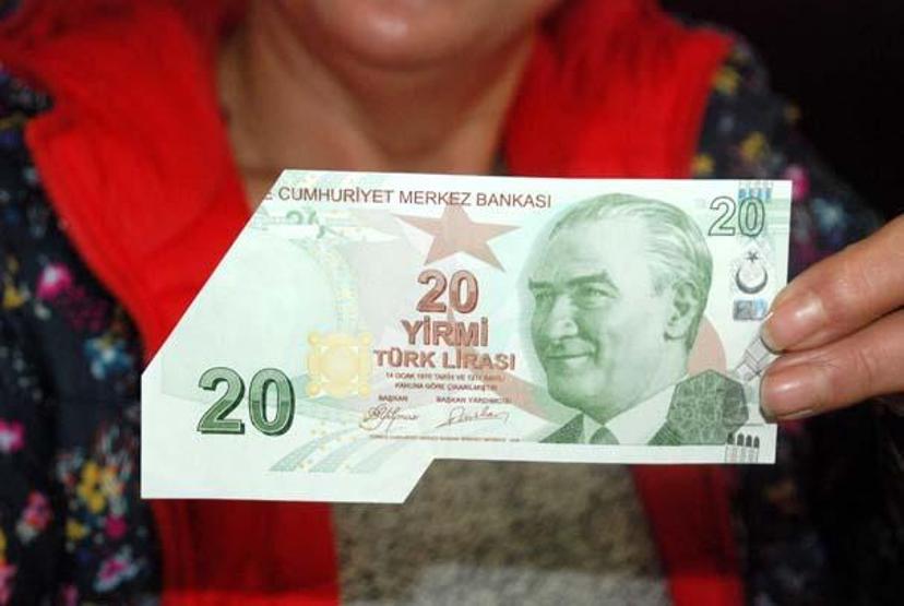 Bankadan aldığı 20 lira baskı hatalı çıktı