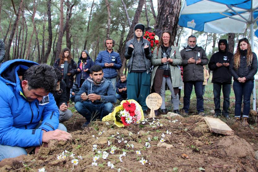Kadıköyün unutulmaz dövmecisi toprağa verildi