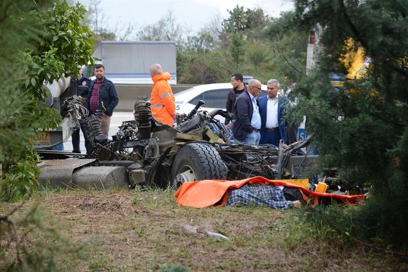 Polis telsizden duyup olay yerine gidince babasının öldüğünü öğrendi