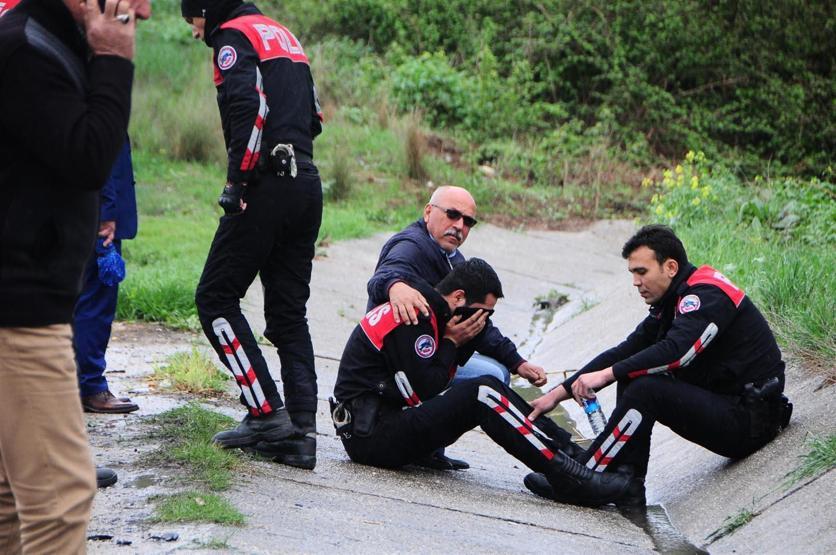Polis telsizden duyup olay yerine gidince babasının öldüğünü öğrendi