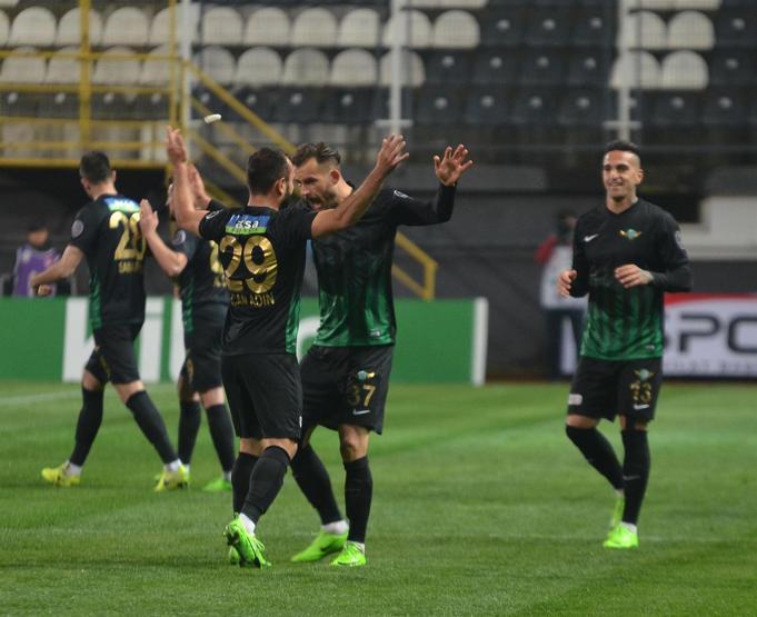 Akhisar Belediyespor 1-3 Trabzonspor / Maç Özeti