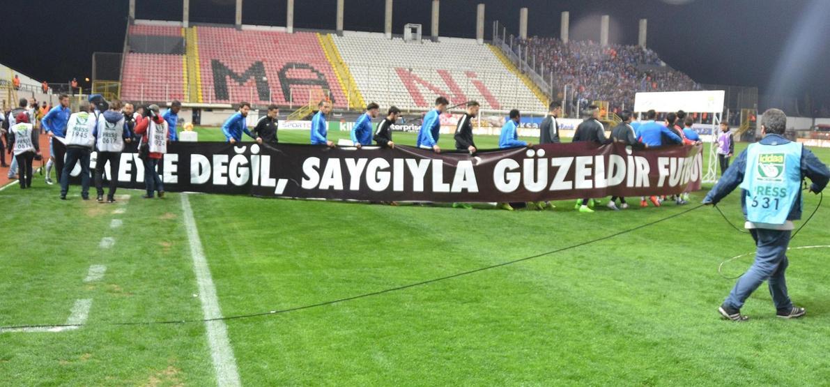 Akhisar Belediyespor 1-3 Trabzonspor / Maç Özeti
