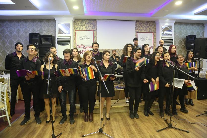 Türkiyenin ilk LGBTİ korosu