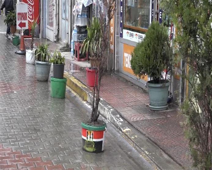 Yaşlı kadın kaldırım işgali yüzünden ölüyordu