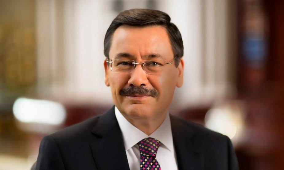Gökçekten ilginç mesajlar: Benden söylemesi...