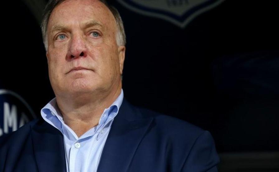 Dick Advocaat Fenerbahçeden ayrılıyor