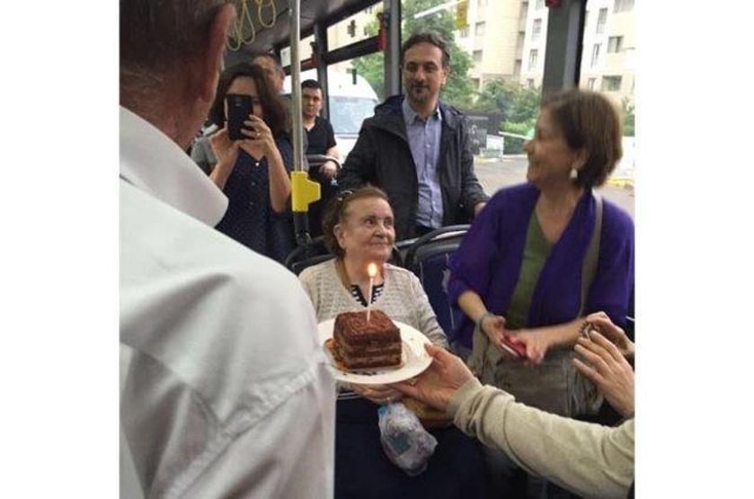 Fenomen şoför Hikmet Abi emekliye ayrılıyor
