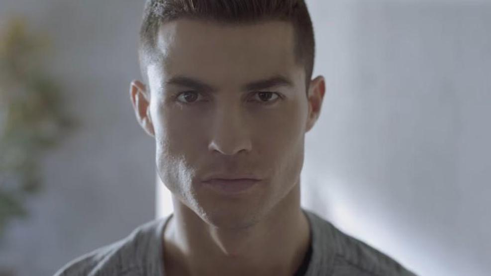 Youtubeda Cristiano Ronaldo ve Ümmiye Teyzenin reklamı 1 numaraya yükseldi