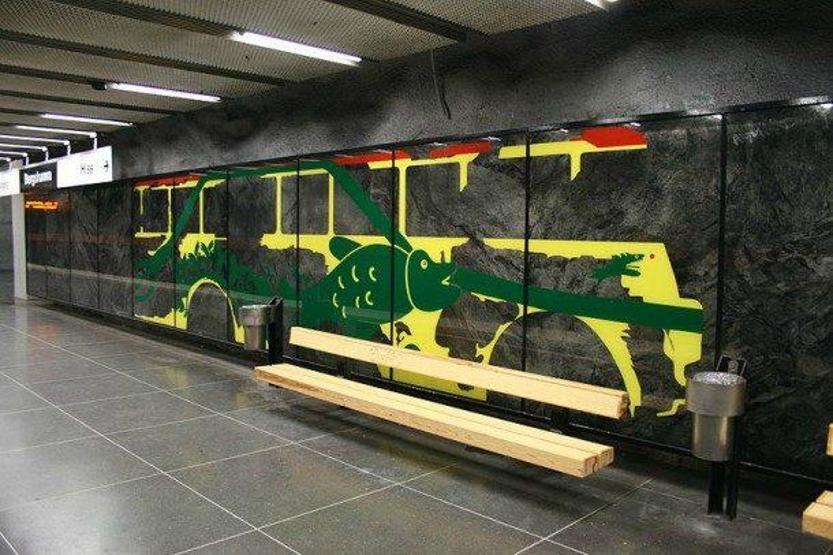 Film seti veya sergi salonu değil, metro istasyonu