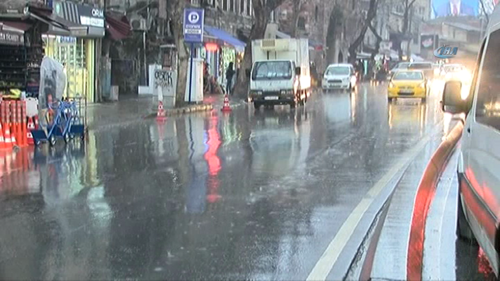 Meteorolojiden İstanbul için yağmur Ankara için kar uyarısı