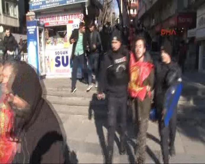 Ankarada Hayır bildirisi dağıtan 11 kişi gözaltına alındı