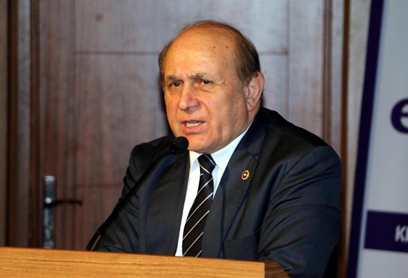 Burhan Kuzu: Gelecek nesiller bizi mezarda yatırmaz